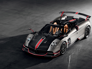 Pagani Huayra, Roadster