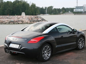 Peugeot RCZ, River