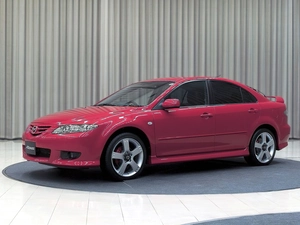 Pink, Mazda 6