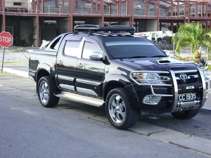 piping, Hilux
