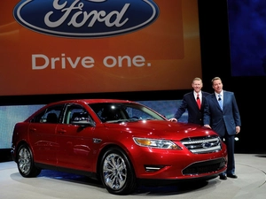 presentation, Ford Taurus