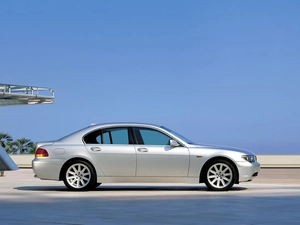 Right profile, silver, BMW 7