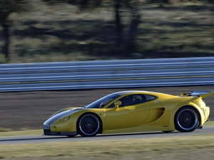 traction, Ascari A10, Properties