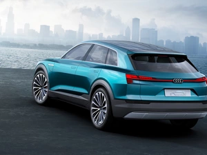 Audi E-tron Quattro Concept, 2015