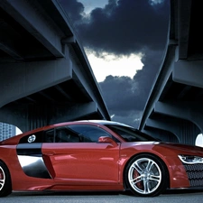Red, Audi R8