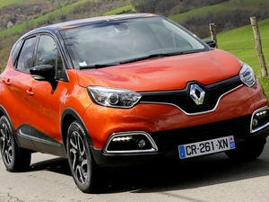 Renault Captur, Front