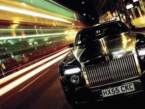 Rolls-Royce Phantom, Street, Town