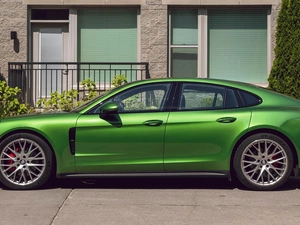 side, Porsche Panamera S, green ones