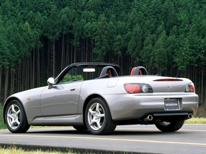Toyota Silver, Honda S2000