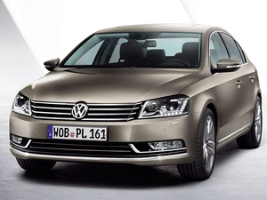 Volskwagen Passat B7, Sedan