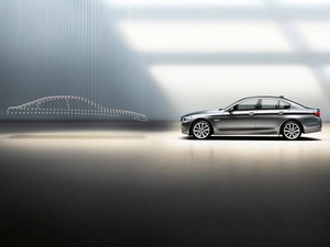 prospectus, BMW 5 Series F10, commercial