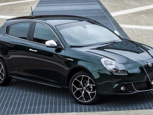 Alfa Romeo Giulietta, side