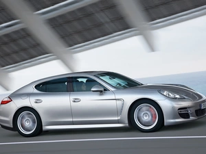 Silver, Porsche Panamera