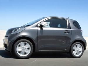 Hatchback, Toyota iQ3, small