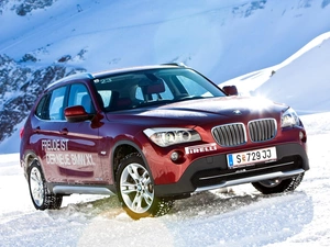 Mountains, BMW X1, snow