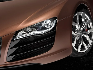 Audi R8 Spyder, spotlight