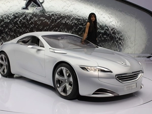 Hostessa, debut, Peugeot SR1