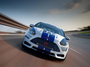 version, Ford Focus ST-R, Racing mazda