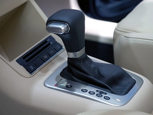 Volkswagen Tiguan, Changes, gear, jack