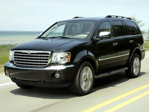 windows, Chrysler Aspen, tinted