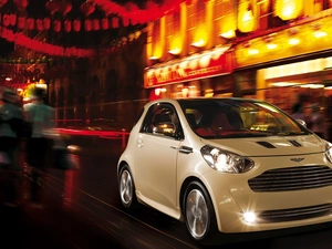 Aston Martin Cygnet, Town