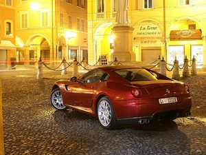Ferrari 599, old town