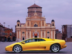 Lamborghini Diablo, old town