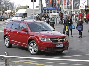 look, Dodge Journey, Town