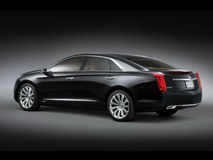 Platinum, Cadillac XTS, version