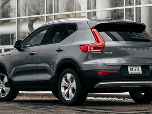 Volvo XC40, Back