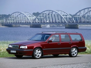 Volvo 850, Combi