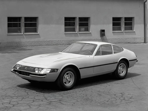 White, Ferrari Daytona