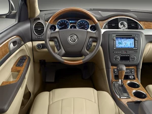 driver, Buick Enclave, Wooden